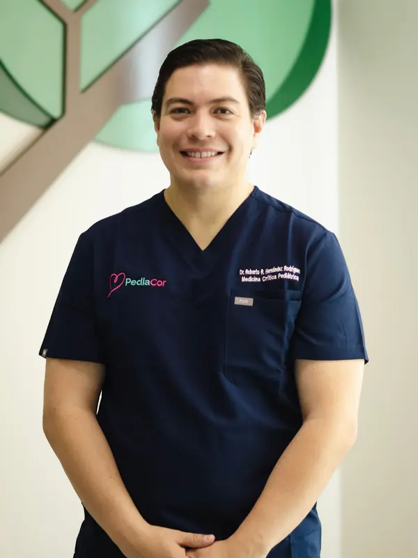 Dr. Roberto Ricardo Hernández, especialista de PediaCor